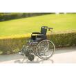 Scaun cu rotile pliabil, cotiere detasabile, 125kg, Gemini  