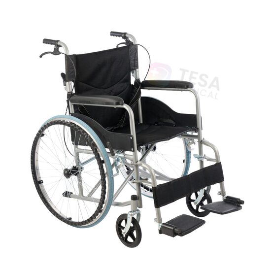 Scaun cu rotile pliabil din oțel cu frâne și suporturi pentru picioare, șezut 46 cm, max. 120 kg TMS 202 Negru
